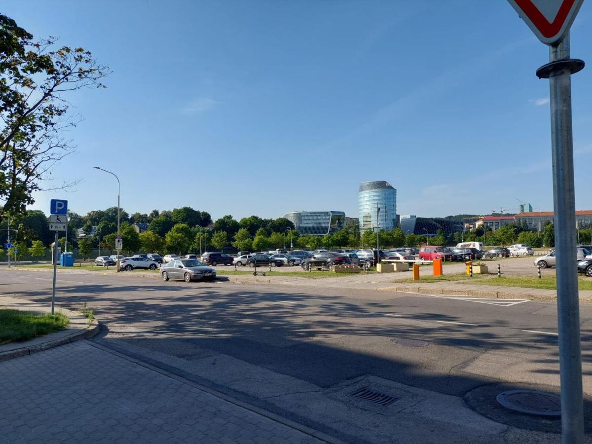 Gyneju 14 Apartment Vilnius Bagian luar foto
